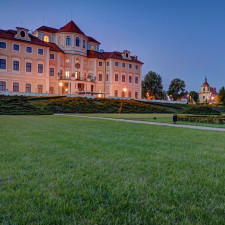 První historická zmínka o obci je z roku 1254, co o ní ještě víme?