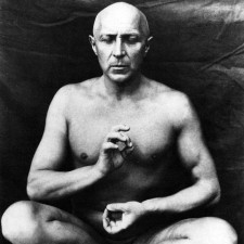 Drtikol byl jeden z prvních praktikujících buddhistů v Československu