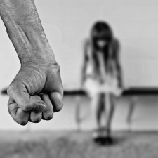 Agresor je vždy viníkem