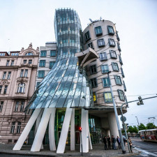 Jak spolu souvisí Jágr a Tančící dům?