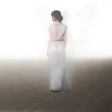 Anděl, nebo návštěvník z daleké planety?