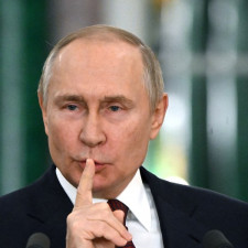 V polovině září loňského roku vyslal Vladimir Putin k pobřeží Aljašky formaci několika vojenských lodí. Zřejmě šlo o provokaci ruského diktátora