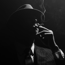 Jan Holub si po vraždě šel zapálit cigaretu do kuchyně. Nedopalek byl dalším důkazem