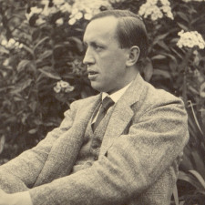 Karel Čapek se hlásil k modernímu pragmatismu, ctil demokracii a toleranci