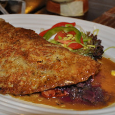 Na plněný bramborák nemusíme do restaurace. Zvládneme ho i doma a bude vynikající