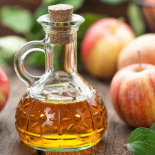 Jablečný ocet se dá dobře využít jako spojenec během boje s trávicími těžkostmi