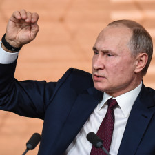 Roku 2010 se Putin osobně zúčastnil otevření Prigožinovy továrny Concord-Culinary Line na hotová jídla na předměstí Petrohradu