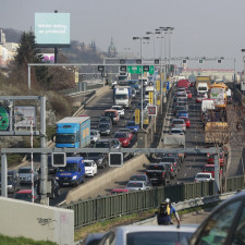 U tunelu Blanka je to pro řidiče mnohdy pořádný očistec