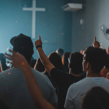 Jedním z rozšířených kultů je také Eastern Lighting. Vznikl v roce 1991. Má přes tři miliony členů