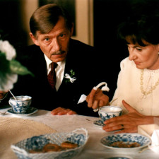 Jiří Kodet v Pelíšcích hrál v podstatě sám sebe. Podle mnohých se tak vyrovnal s nespravedlnostmi minulého režimu