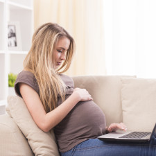 Těhotenství není věc, kterou musíte zaměstnavateli oznamovat. Nebo ano?