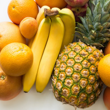 Se spánkem vám může pomoci mimo jiné i banán, ananas a pomeranč