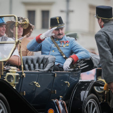 Rekonstrukce atentátu na Ferdinanda d´Este na plzeňském náměstí Republiky