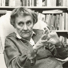 V roce 1958 jí byla udělena Cena Hanse Christiana Andersena, která je považována za nejvyšší možné ocenění autorů dětských knih