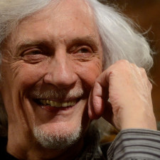 Petr Hapka si na konvence nepotrpěl, hudební svět je ale bez něj mnohem chudší