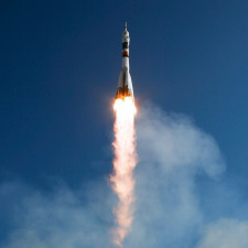 Do vesmíru odstartovala kosmická loď na pokusnou misi, jejímž cílem je změnit trajektorii asteroidového měsíce