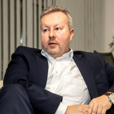 Ministr Brabec nevidí k rezignaci důvod