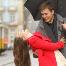 Seznamka může být fajn, zároveň je dobré být stále na pozoru