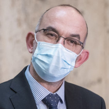 Ministr Blatný zhodnotil současnou situaci. Mortalita pacientů s covidem je vyšší než v první vlně