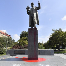 Maršál Koněv půjde domů...