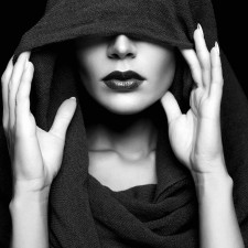 Moderní metody pomáhají odhalit vrahy, kteří si už žili relativně v klidu