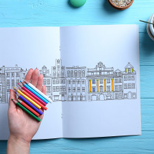 Zbavit se stresu vám pomohou mimo jiné i omalovánky pro dospělé