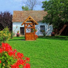 Dokonce i vysněný dům v přírodě se může stát doslova místem boje o život. Radon nevidíme, ale může útočit...