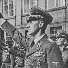 Reinhard Heydrich byl v letech 1941–1942 zastupující říšský protektor protektorátu Čechy a Morava